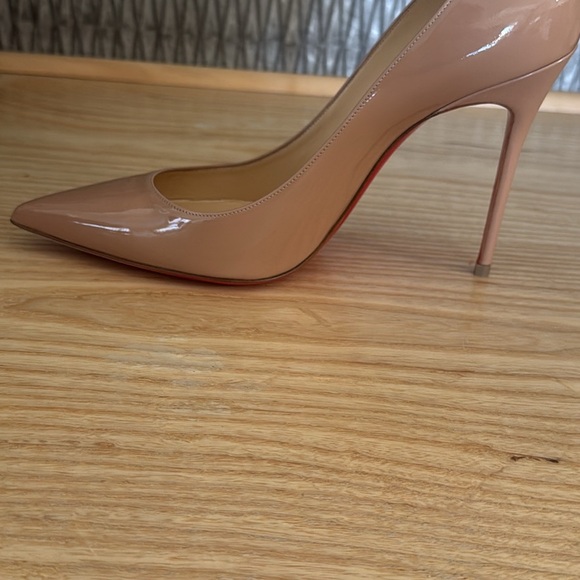 Christian Louboutin Red and Beige Patent Heels - Picture 4 of 6